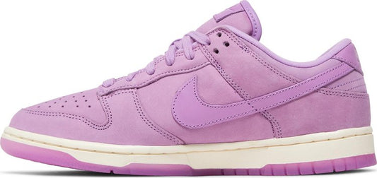 Wmns Dunk Low Premium 'Rush Fuchsia' DV7415-500